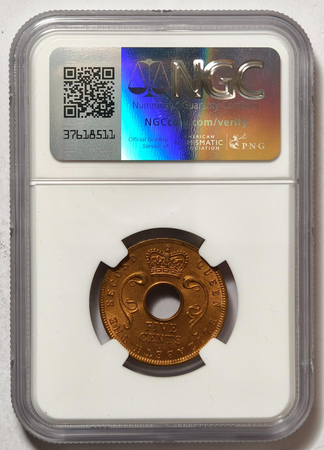 紫瑗钱币——第500期 英属东非 1956年 H版 伊丽莎白二世 5分 红铜币 NGC MS65 RB