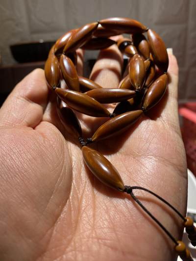苏工手工核雕年底放漏 - 苏工核雕纯手工精磨铁核小柳叶小长串，爆红10年老料，市场价格高尺寸0。9x3.0喜欢的来价格不贵