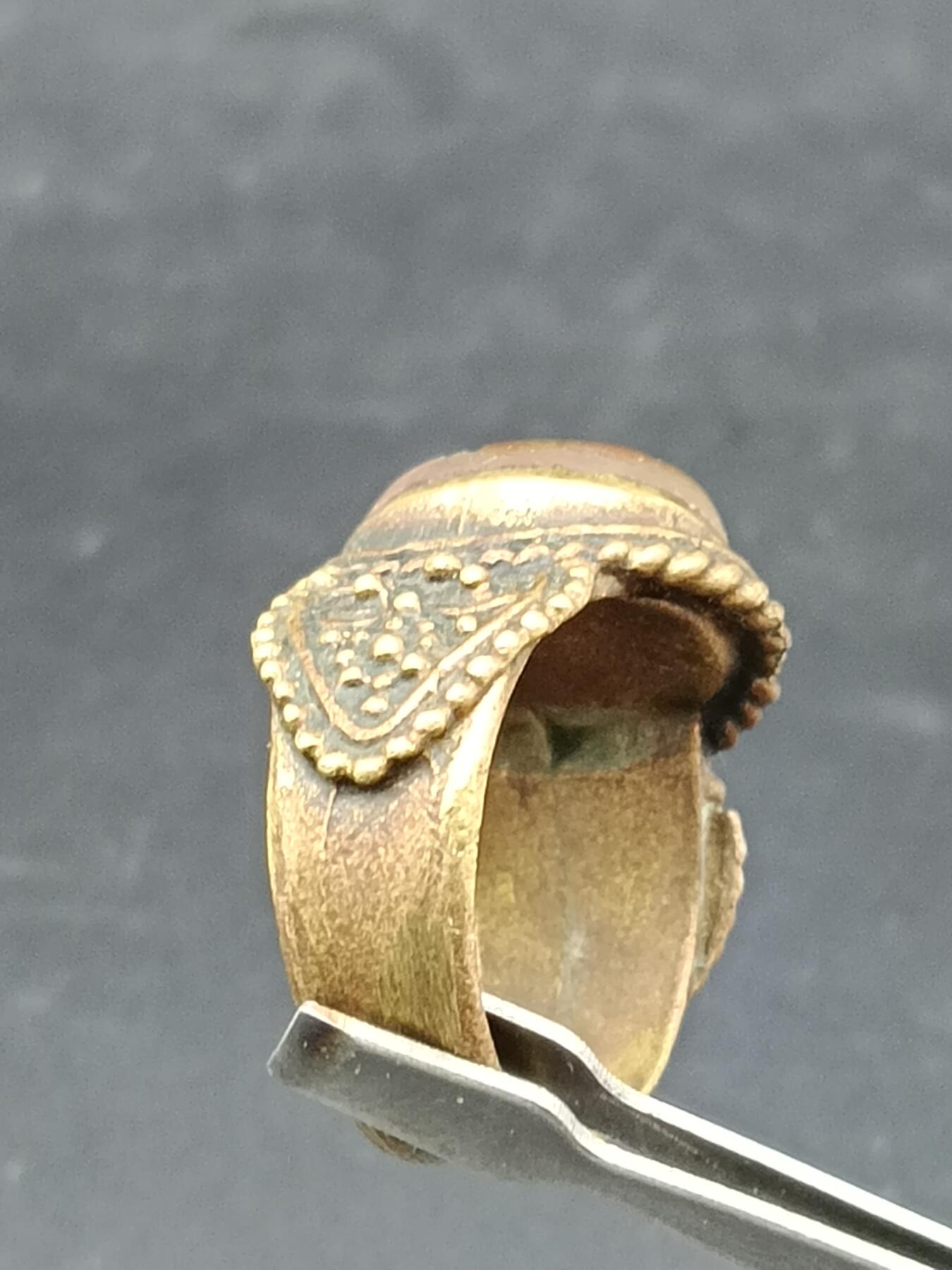 28期拍卖 A1天然石戒指