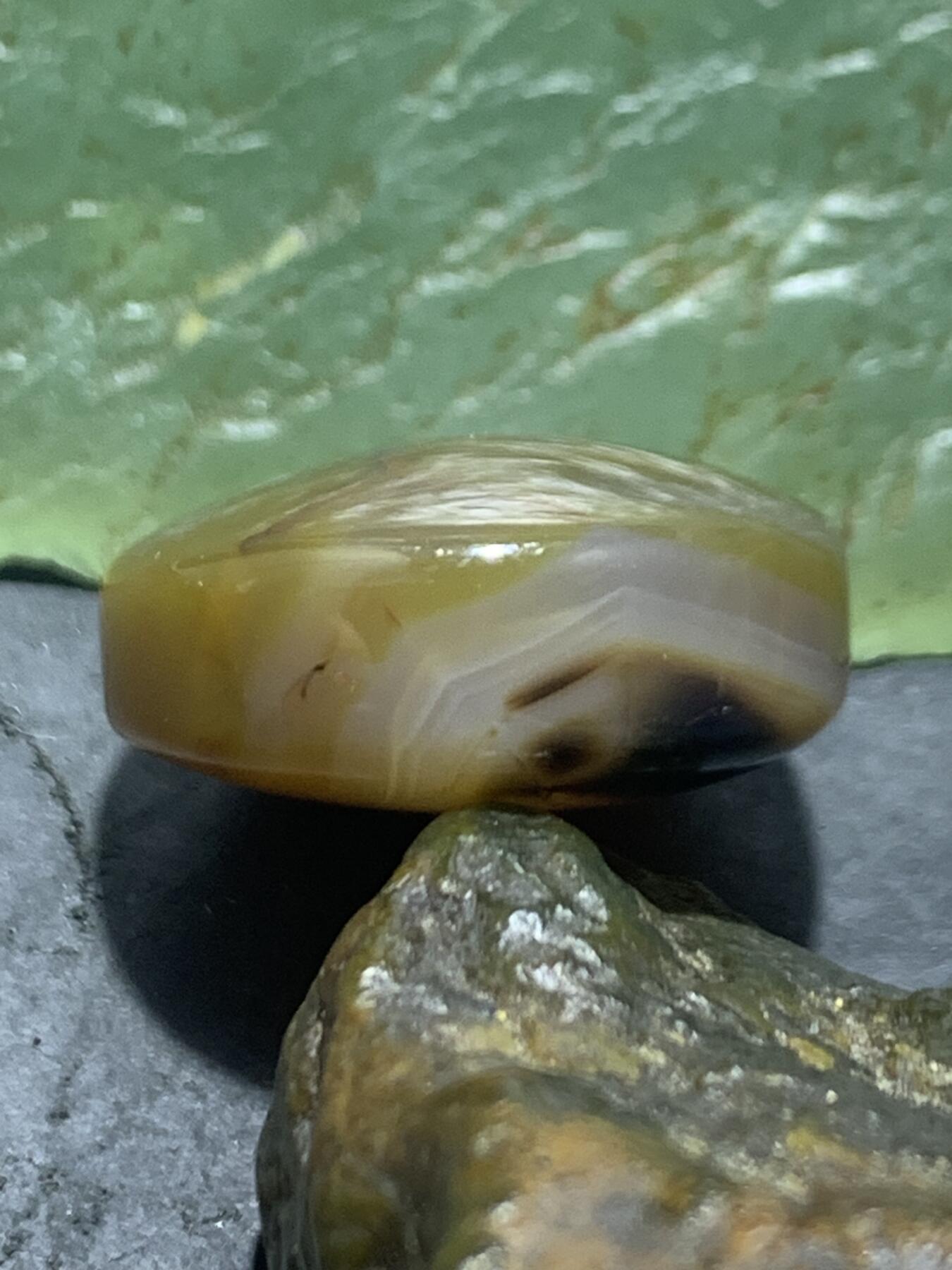 精美高玉化巴西玛瑙平安扣一个，