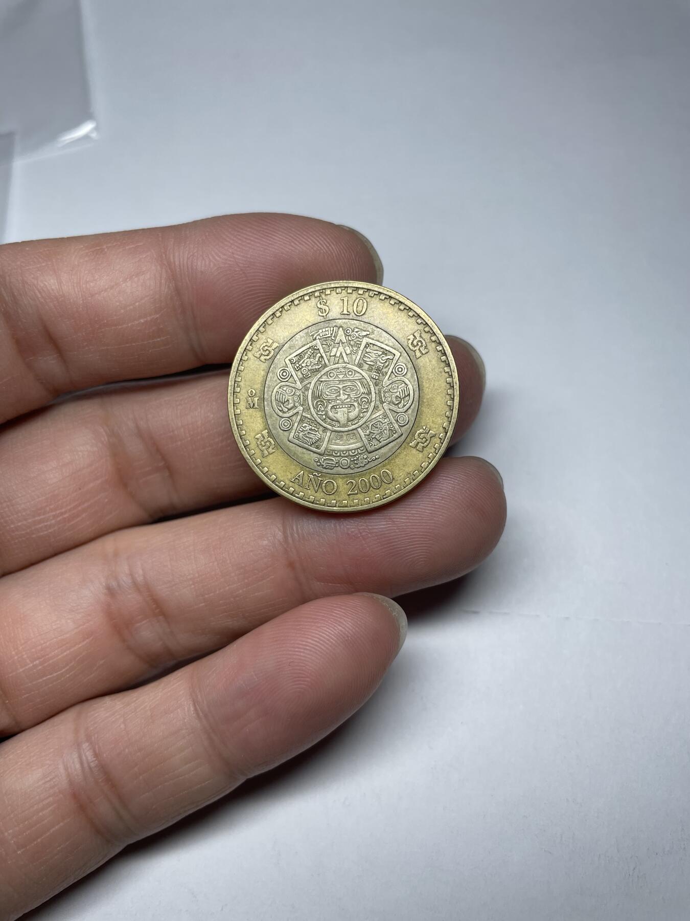每日一拍，2025年集古藏今外币拍卖第一期-第8场—（总第198拍），可以寄存60天，满160元包邮，年底快递停运，节后安排发货。 2000年墨西哥10比索