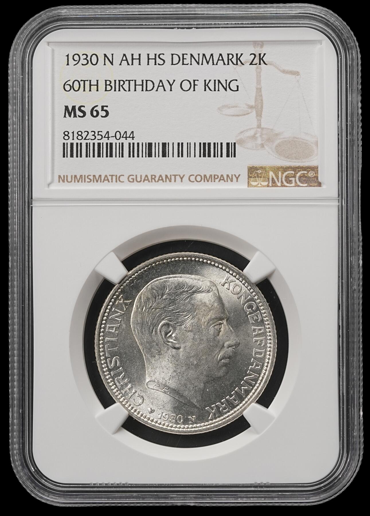 修遠堂世界钱币第五十六期 全场包邮 蛇年首拍 NGC MS65 1930年丹麦国王60大寿纪念2克朗银币 强转光