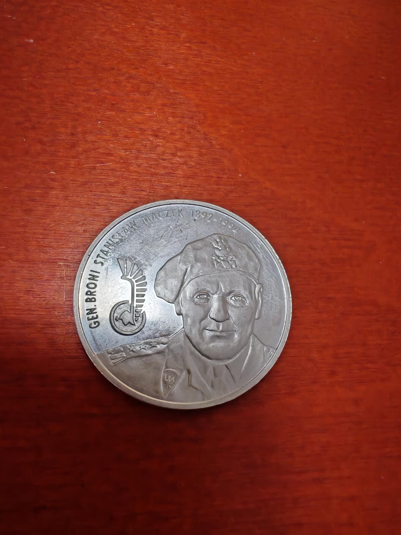 长老汇龙年精选第四十八场拍卖 2003波兰麦克泽克将军10兹罗提精制银币（1）