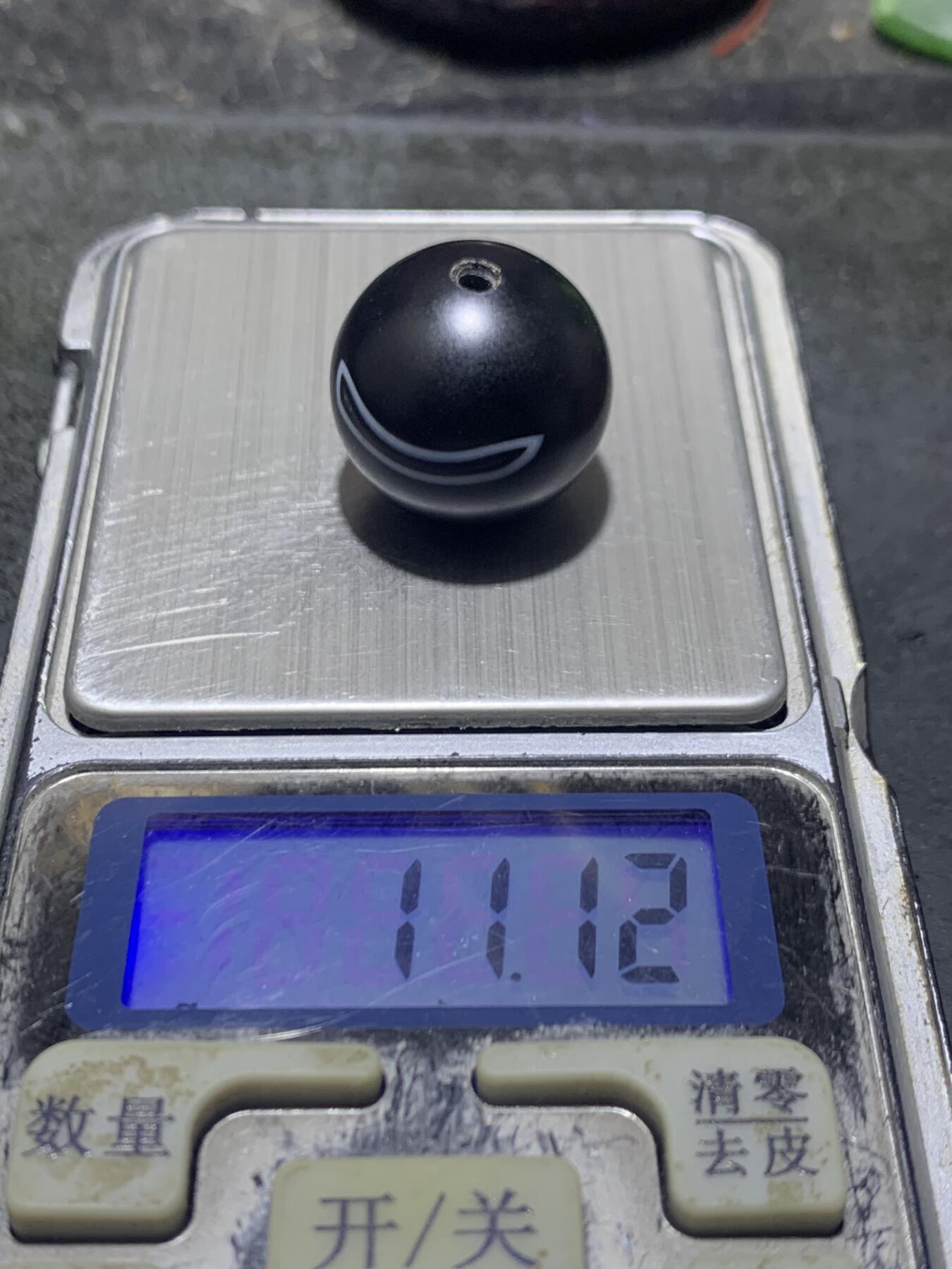 精品一线天眼药师玛瑙2.0随形圆珠一颗！