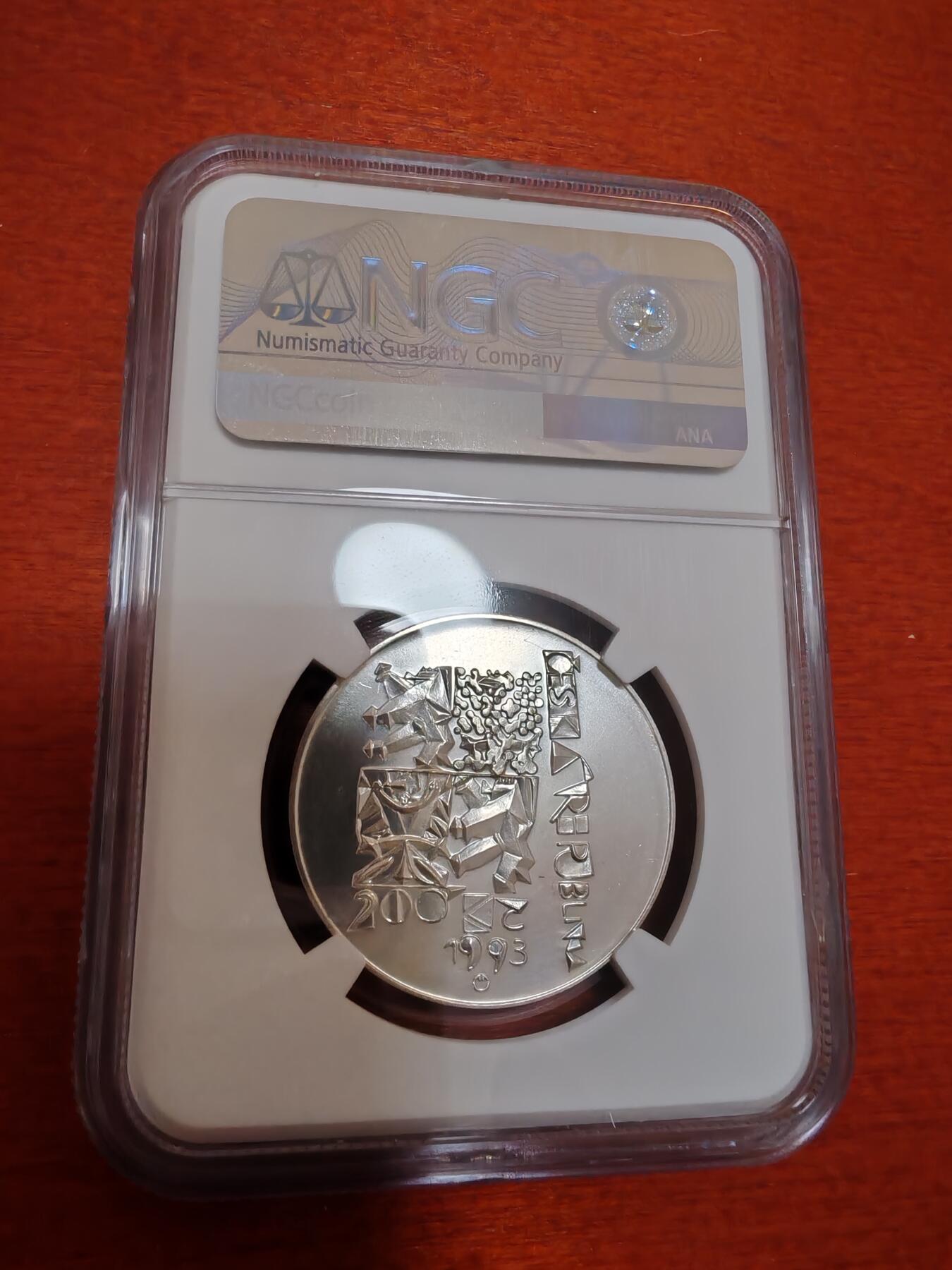 长老汇龙年精选第四十八场拍卖 1993捷克宪法周年200克朗银币，NGC UNC