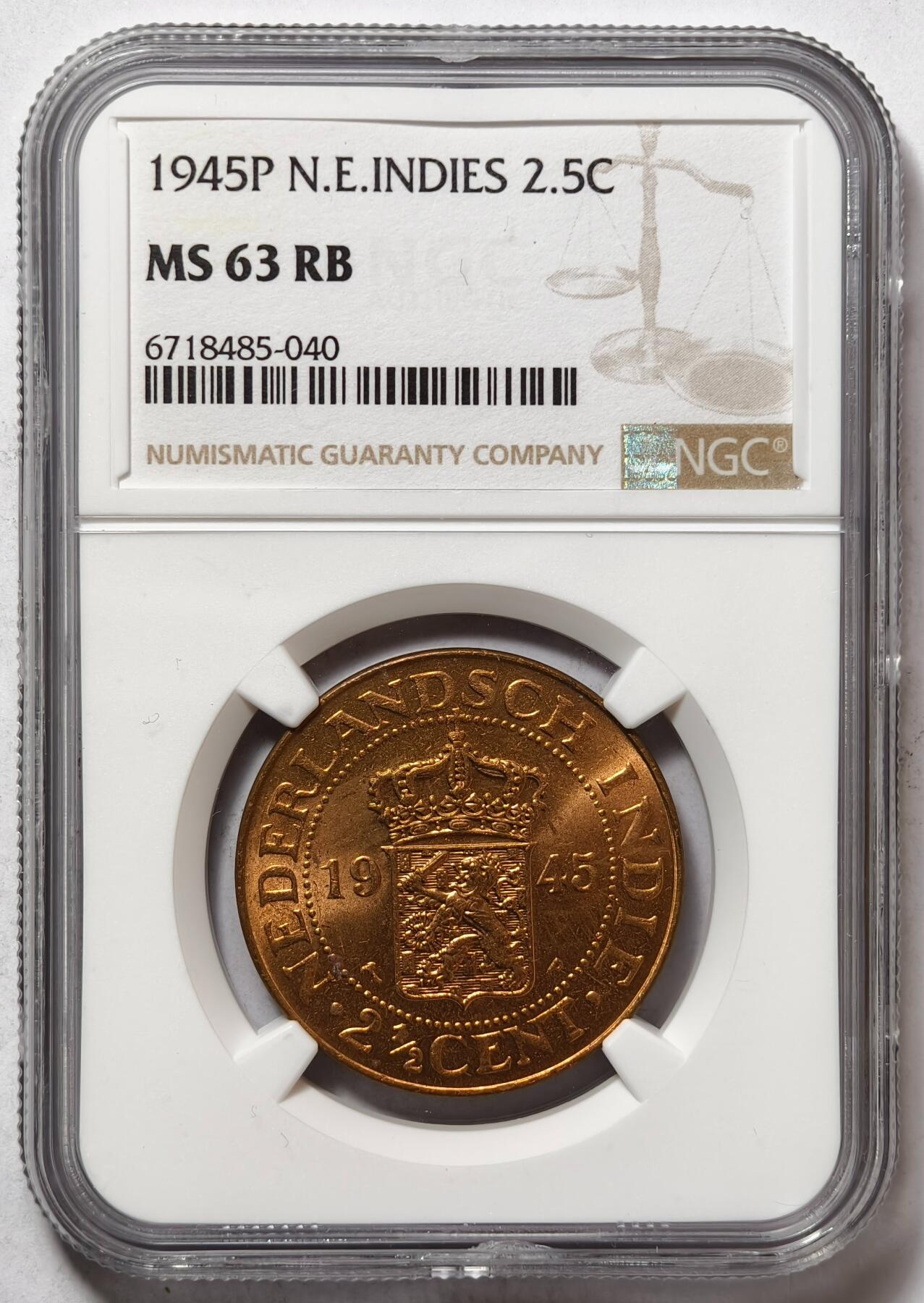 紫瑗钱币——第504期 荷属东印度 1945年 P版 2.5分 铜币 NGC MS63RB