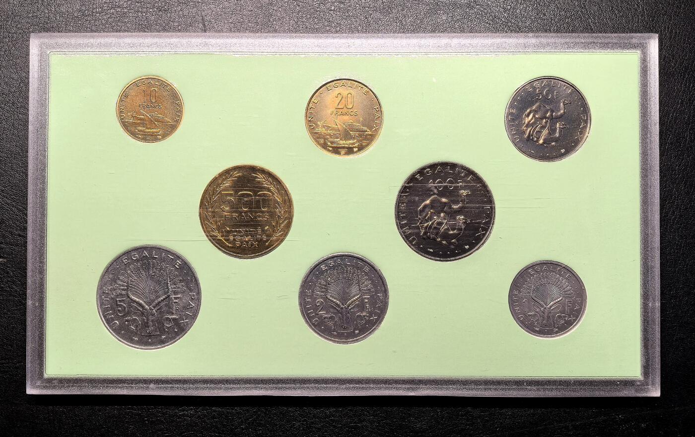 迎新专场，年货大集！凡希社世界钱币微拍第二百九十六期 1999吉布提MINT SET原厂塑封