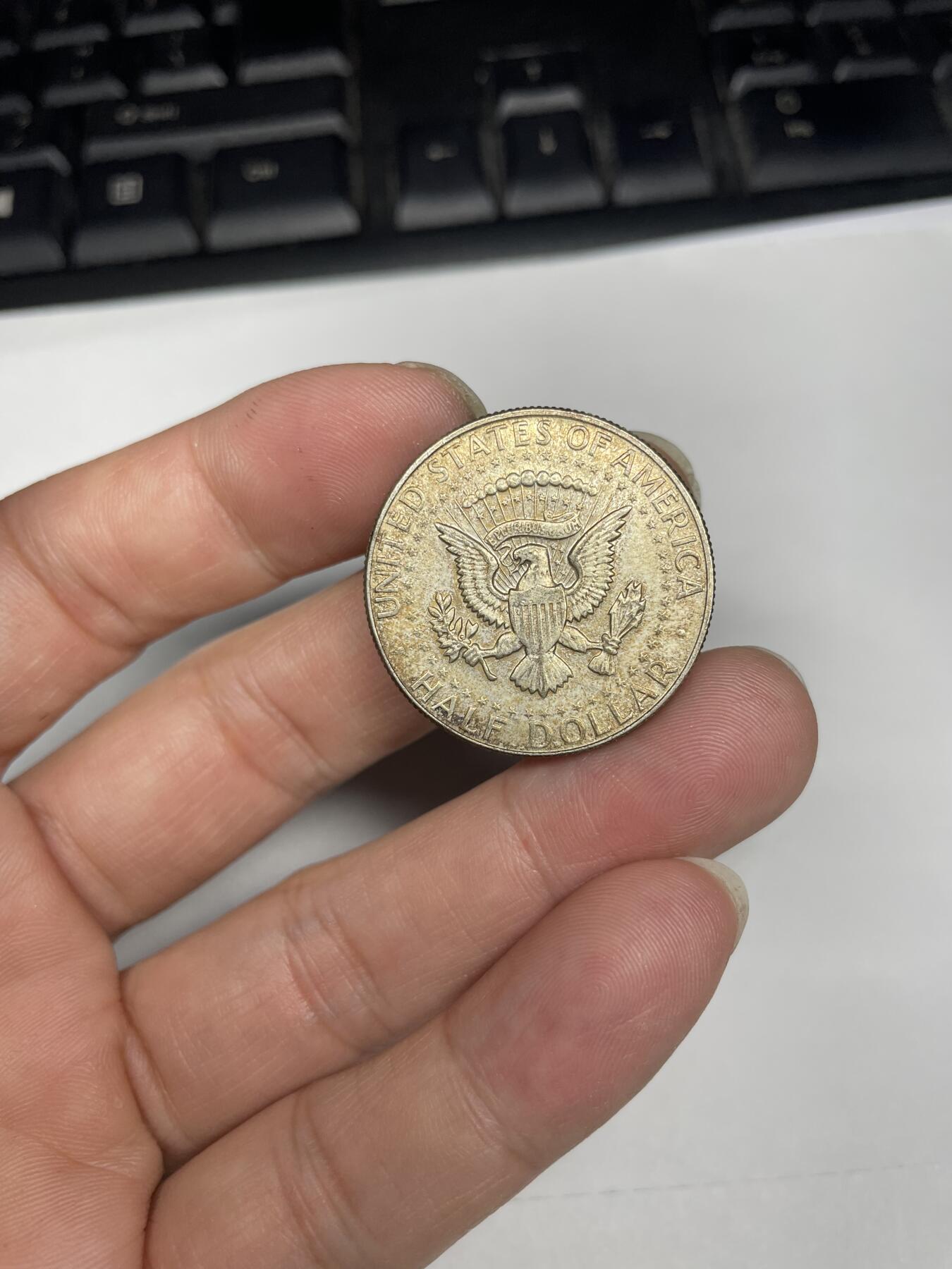 每日一拍，2025年集古藏今外币拍卖第一期-第9场—（总第199拍），可以寄存60天，满160元包邮，年底快递停运，节后安排发货。 1967年美国半美元银币