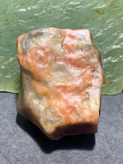 放福利！精美天然地表青花飘红金丝玉籽料原石一块！ - 放福利！精美天然地表青花飘红金丝玉籽料原石一块！