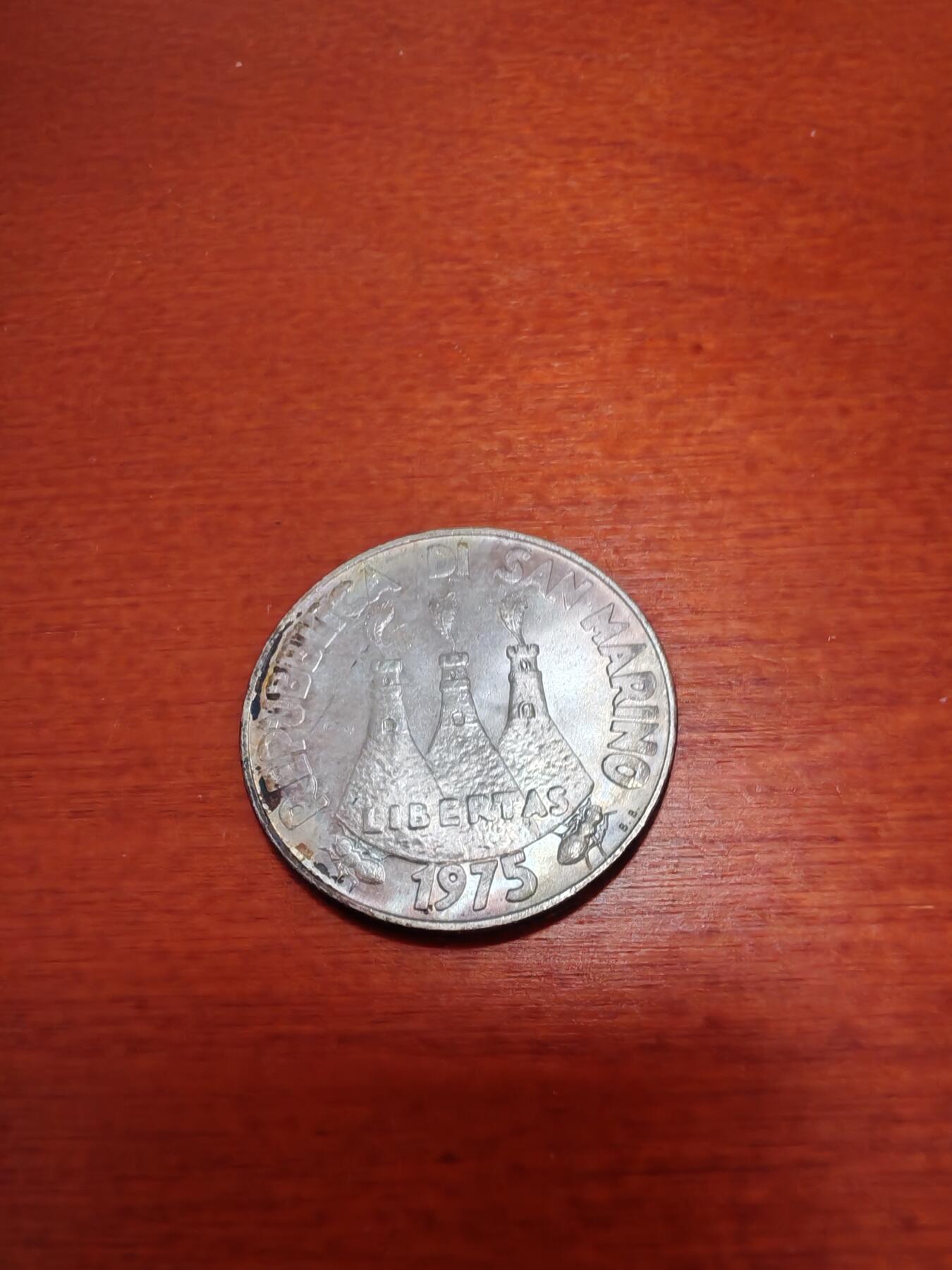 长老汇龙年精选第五十场拍卖 1975圣马力诺海鸥500里拉银币，11.9万被毁