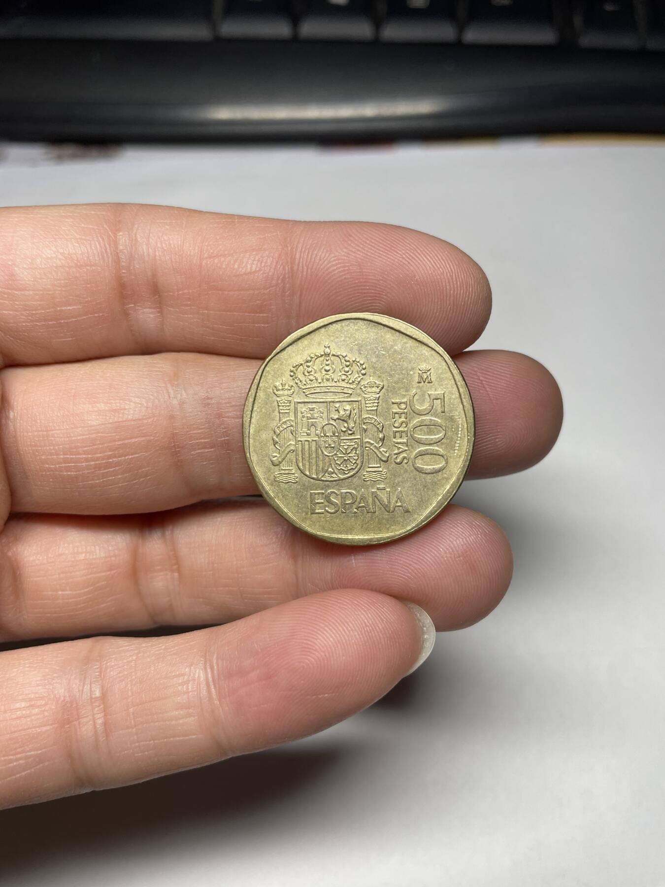 每日一拍，2025年集古藏今外币拍卖第一期-第10场—（总第200拍），可以寄存60天，满160元包邮，年底快递停运，节后安排发货。 1989年西班牙500比塞塔