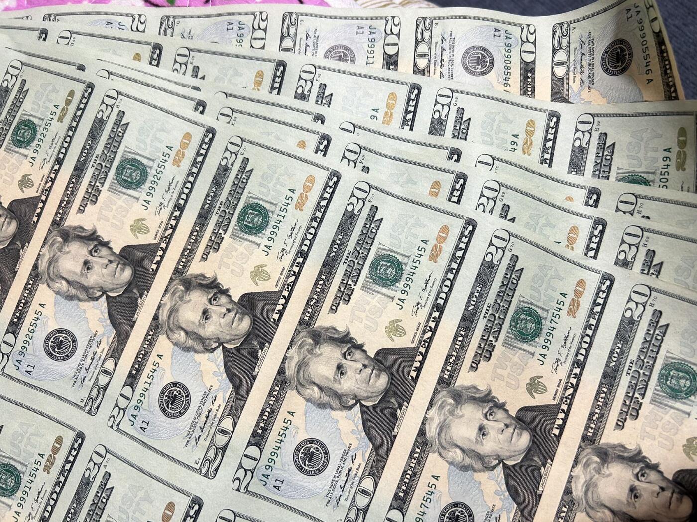 美元💲20 16连体钞