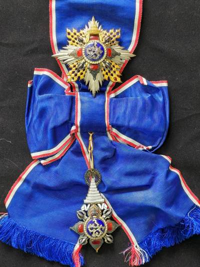 蜀地medal 2025首拍 - 泰王国 特级王冠勋章 男版