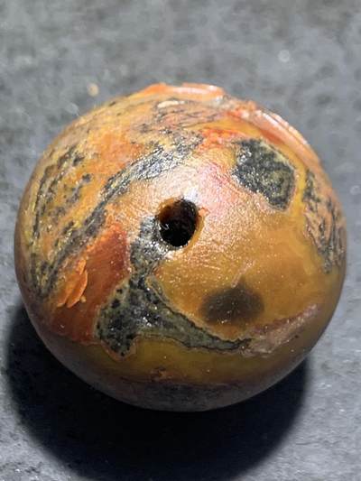 精美亚光原皮草花纹风化纹战国红玛瑙手工雕刻道字单珠一颗！ 精美亚光原皮草花纹风化纹战国红玛瑙手工雕刻道字单珠一颗！