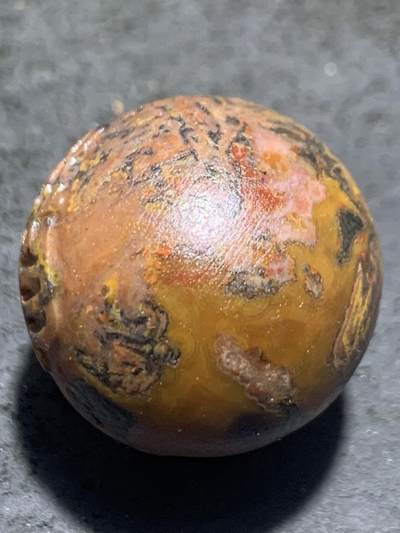 精美亚光原皮草花纹风化纹战国红玛瑙手工雕刻道字单珠一颗！ 精美亚光原皮草花纹风化纹战国红玛瑙手工雕刻道字单珠一颗！