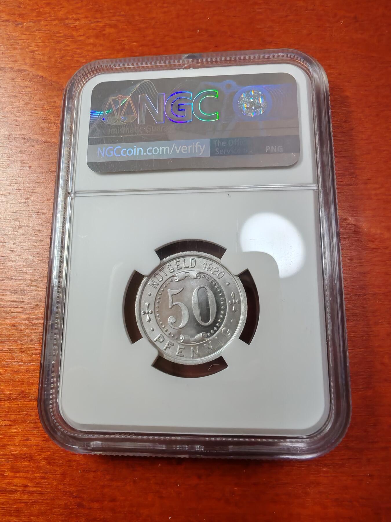 长老汇蛇年精选第一场拍卖 1920德紧门登洞熊50芬尼铝币，NGC MS66分，亚军，更高1枚
