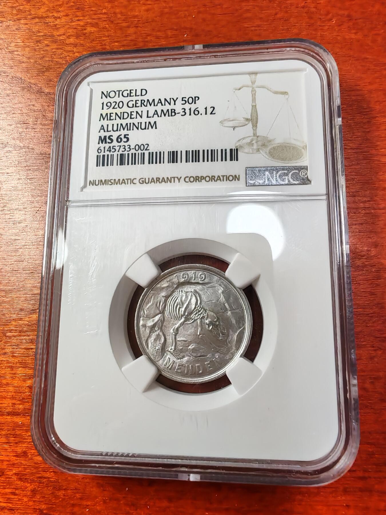 长老汇蛇年精选第一场拍卖 1920德紧门登洞熊50芬尼铝币，NGC MS65分，季军，更高6枚
