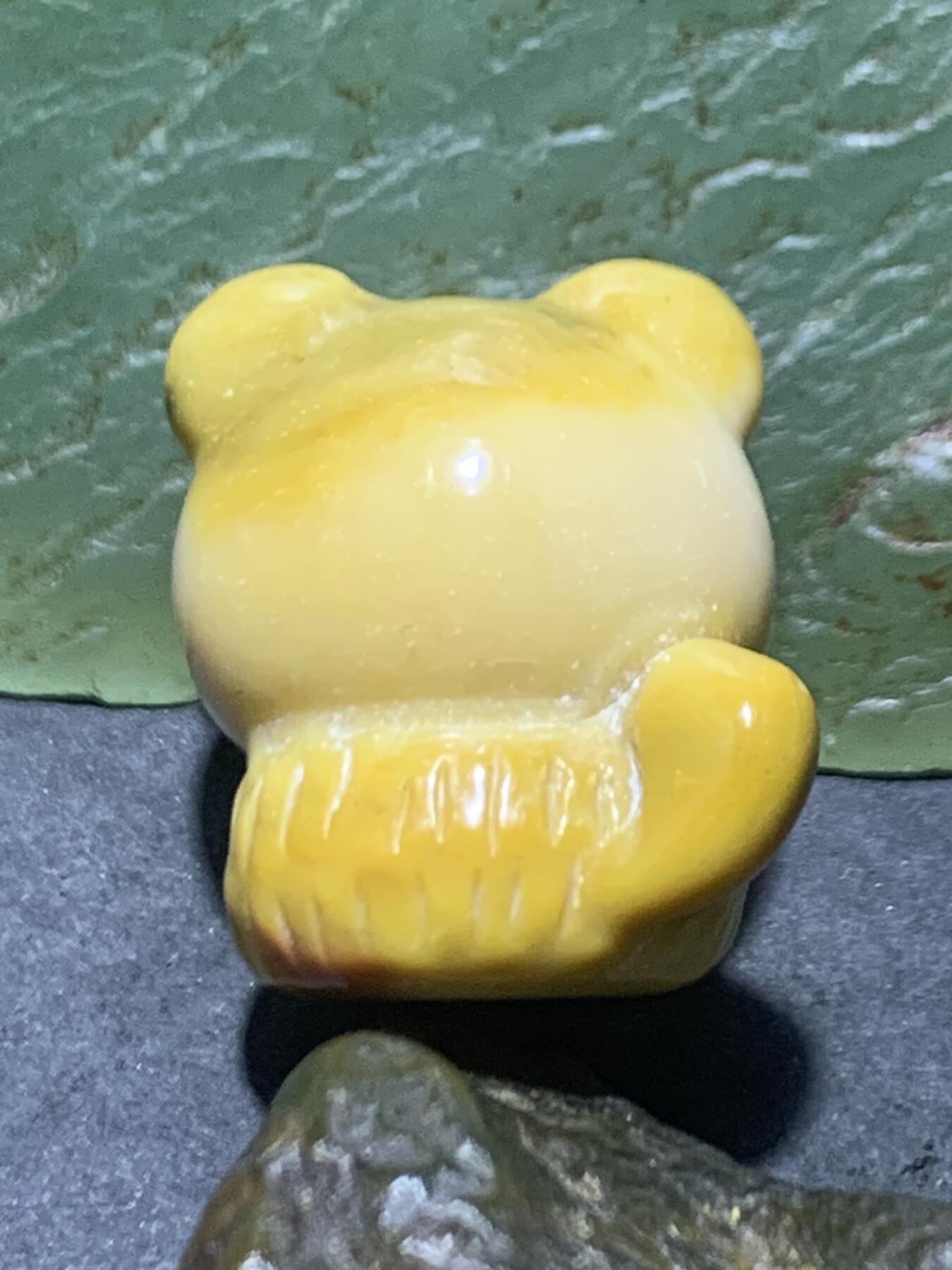 精美戈壁彩玉雕刻小猫珠子（吊坠)一个！