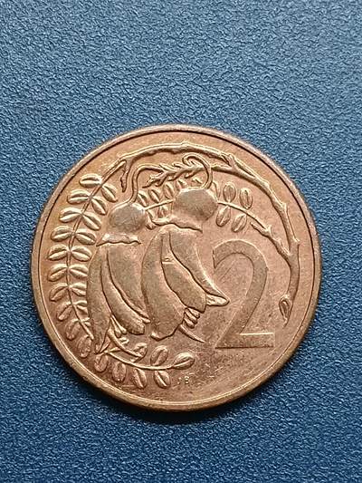 吉祥压岁钱外国硬币第54场 英国女王1985