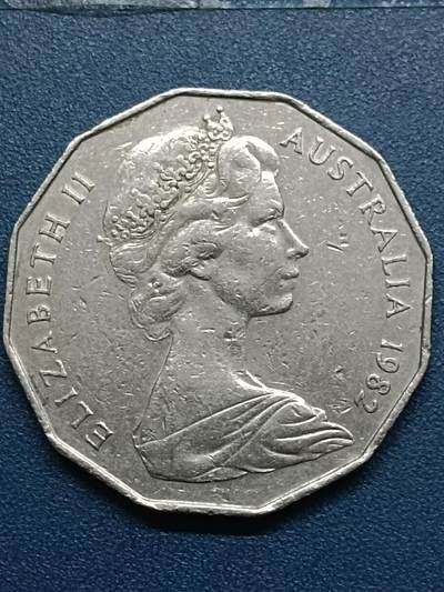 吉祥压岁钱外国硬币第54场 英国女王1982