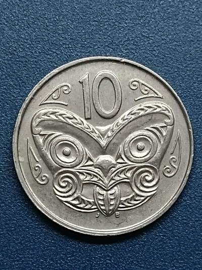 吉祥压岁钱外国硬币第54场 英国女王1988