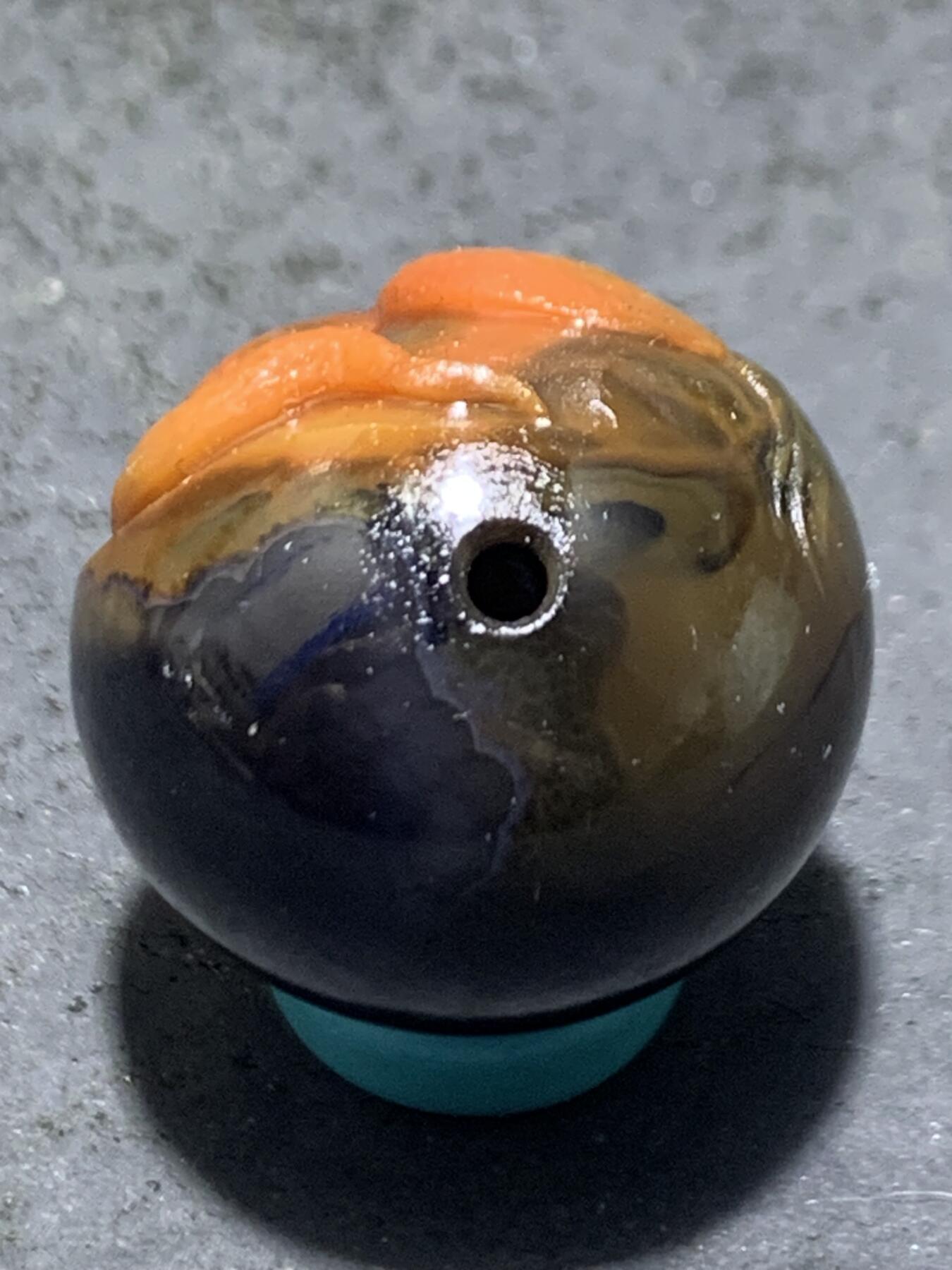 精美亚光高玉化战国红玛瑙手工俏色巧雕灵蛇，阴阳鱼珠一个，