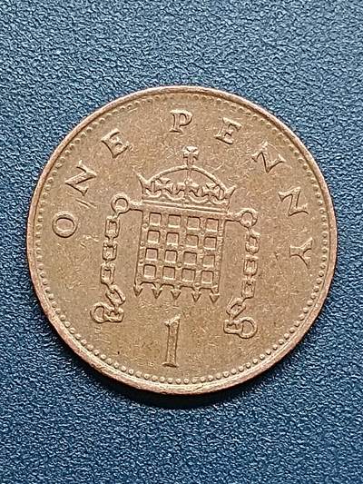 吉祥压岁钱外国硬币第54场 英国女王1998