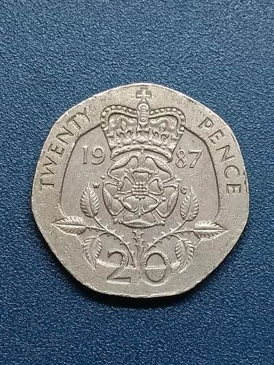 吉祥压岁钱外国硬币第54场 英国女王1987