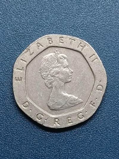 吉祥压岁钱外国硬币第54场 英国女王1982