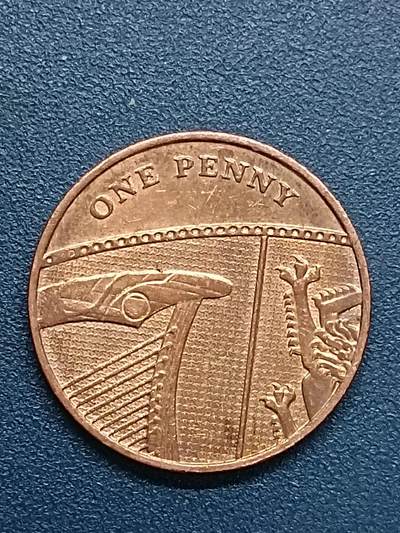 吉祥压岁钱外国硬币第54场 英国女王2013