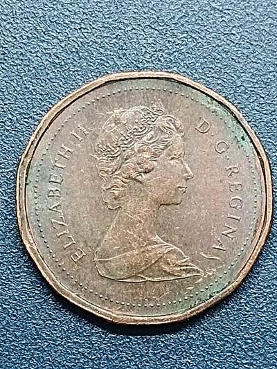 吉祥压岁钱外国硬币第54场 英国女王1983