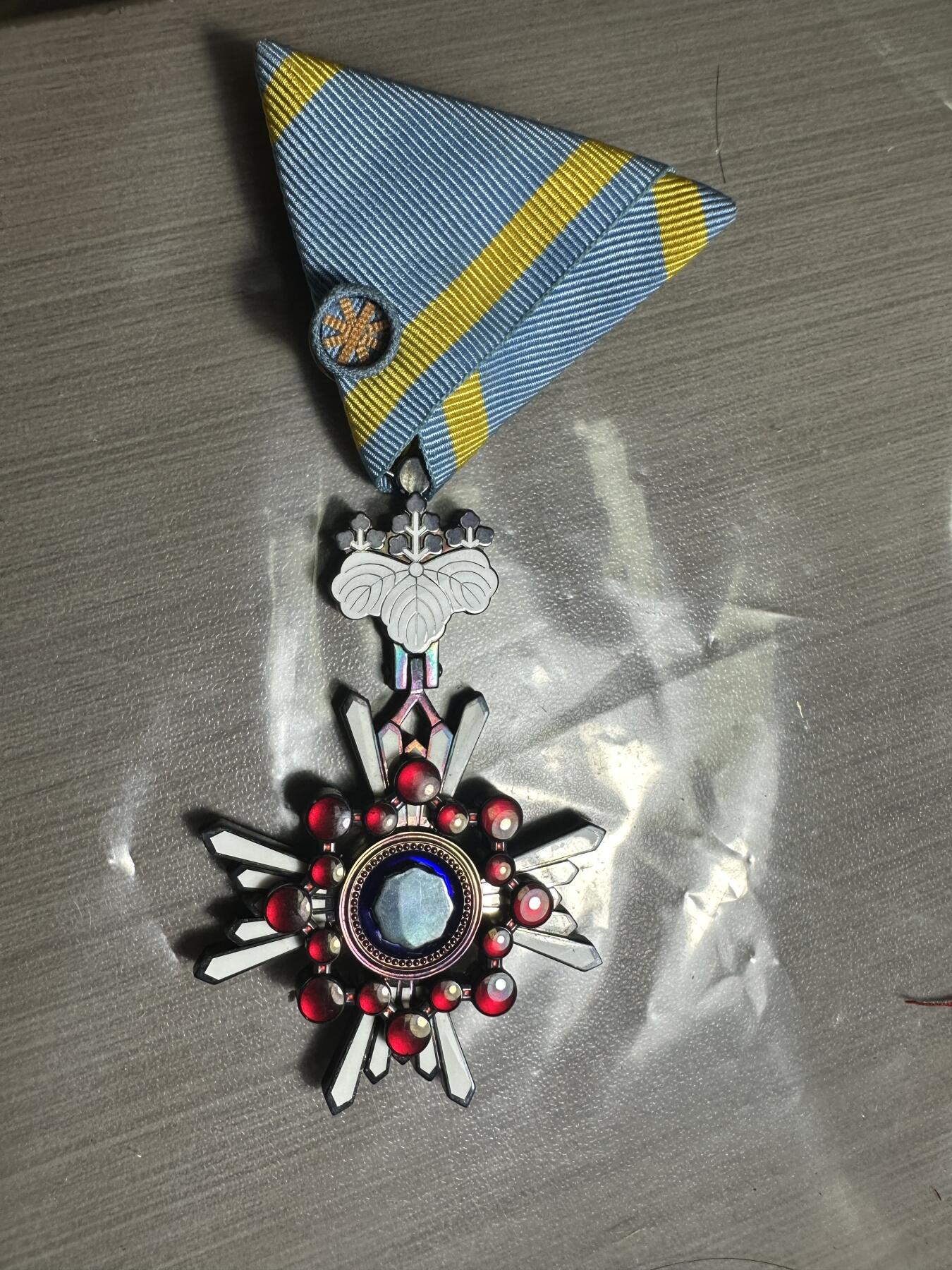 无佣金！章，世界钱币，纸币 瑞宝单光章，银制，带略！