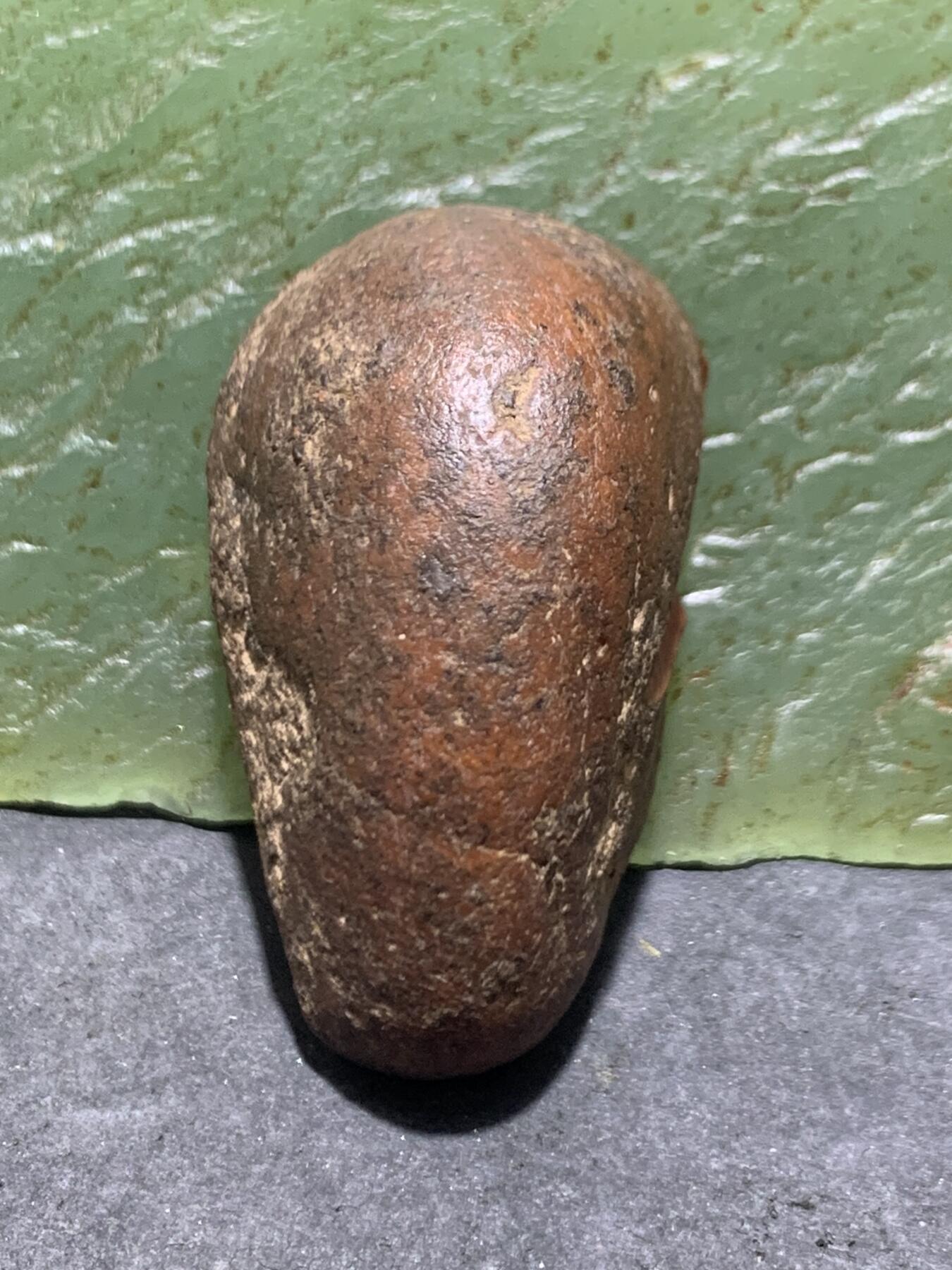 精美铁皮柿子红大开窗料南红玛瑙原石一颗，