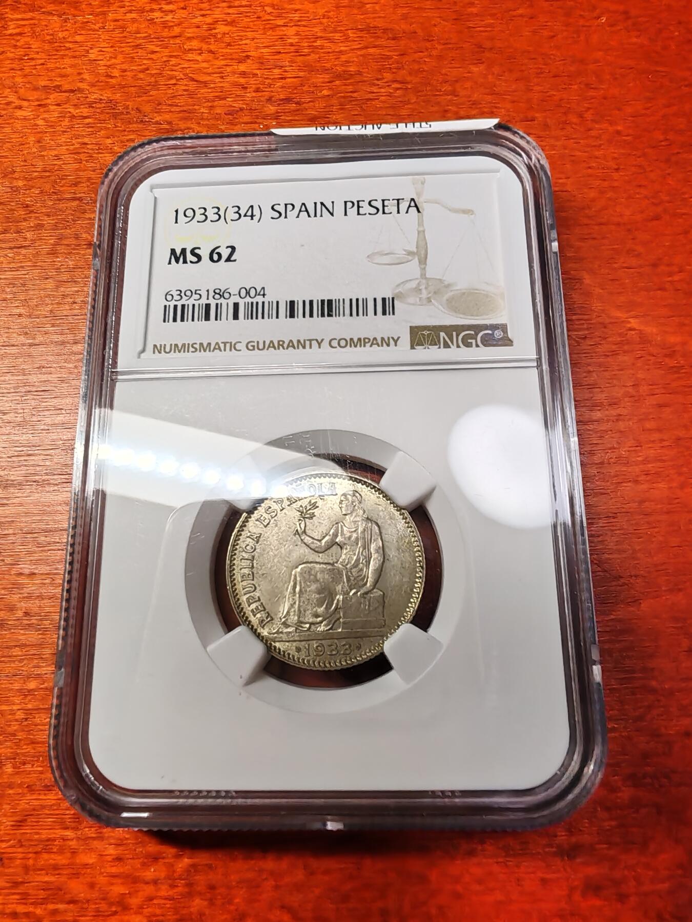 长老汇蛇年精选第二场拍卖 1933西班牙共和国拿花1比塞塔银币，NGC MS62