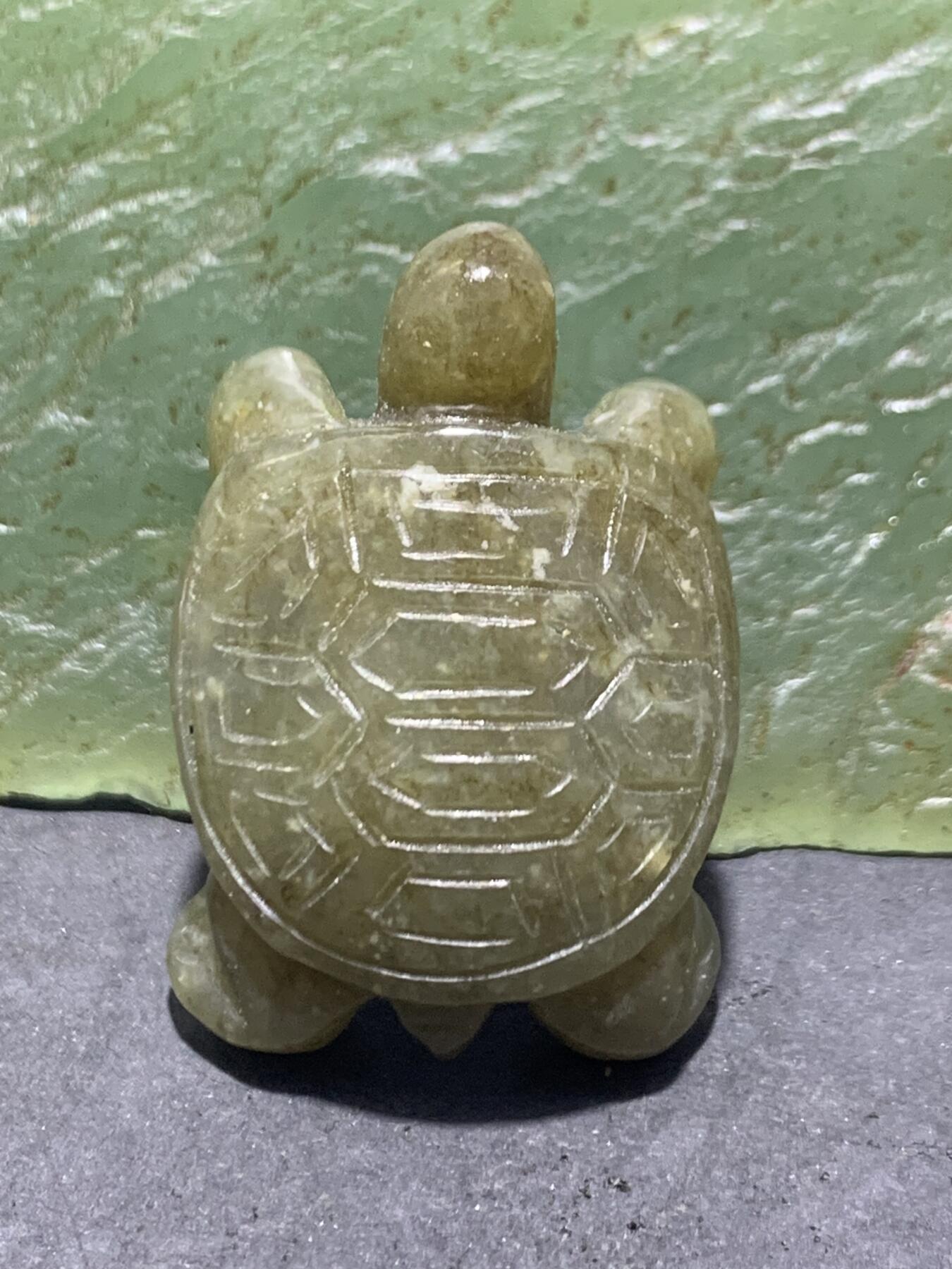 精美天然青海糖料和田玉雕刻复古长寿龟摆件一个，