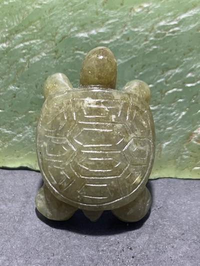 精美天然青海糖料和田玉雕刻复古长寿龟摆件一个， - 精美天然青海糖料和田玉雕刻复古长寿龟摆件一个，