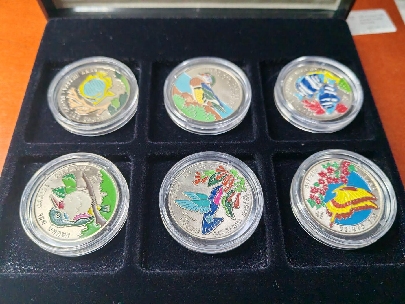 长老汇蛇年精选第二场拍卖 1996古巴加勒比动物钢包镍彩色法郎币6枚套，原盒，十分难得