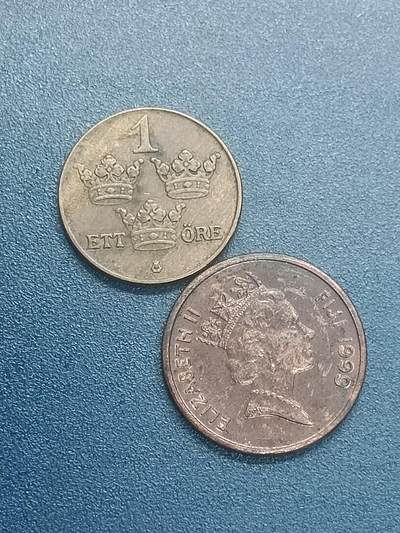 吉祥压岁钱外国硬币第55场 瑞斐一组两枚