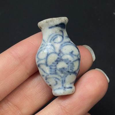 颜紫熹品牌严选民间收藏品第5期 - 清代中晚期缠枝连纹青花水瓶