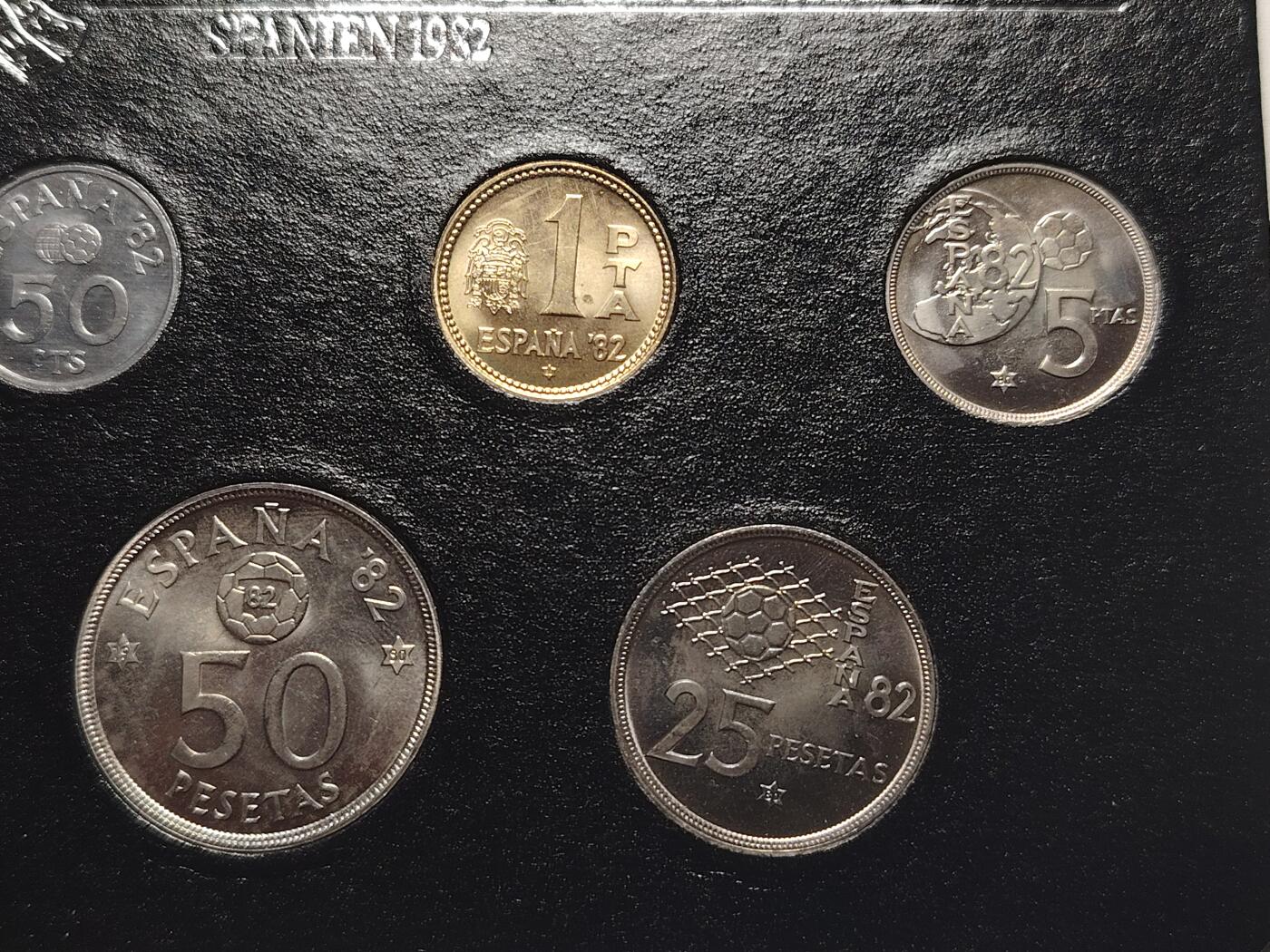 布加迪🐬～世界钱币(上海)🌾第 214 期 /  各国套币和散币