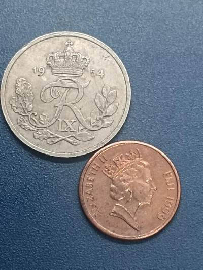 吉祥压岁钱外国硬币第55场 丹斐一组两枚