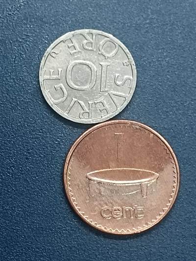 吉祥压岁钱外国硬币第55场 瑞斐一组两枚