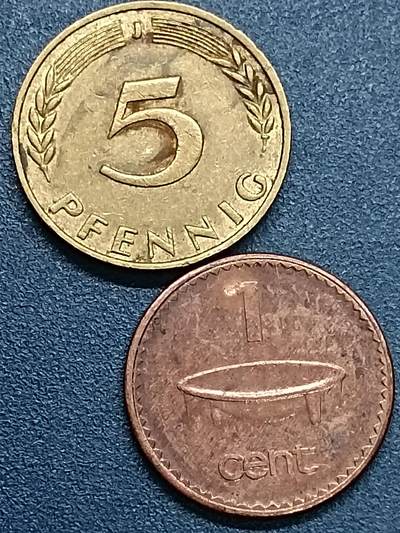 吉祥压岁钱外国硬币第55场 德斐一组两枚