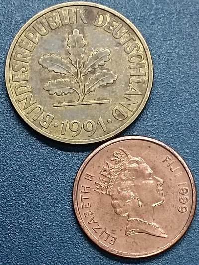 吉祥压岁钱外国硬币第55场 德斐一组两枚