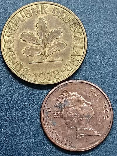 吉祥压岁钱外国硬币第55场 德斐一组两枚