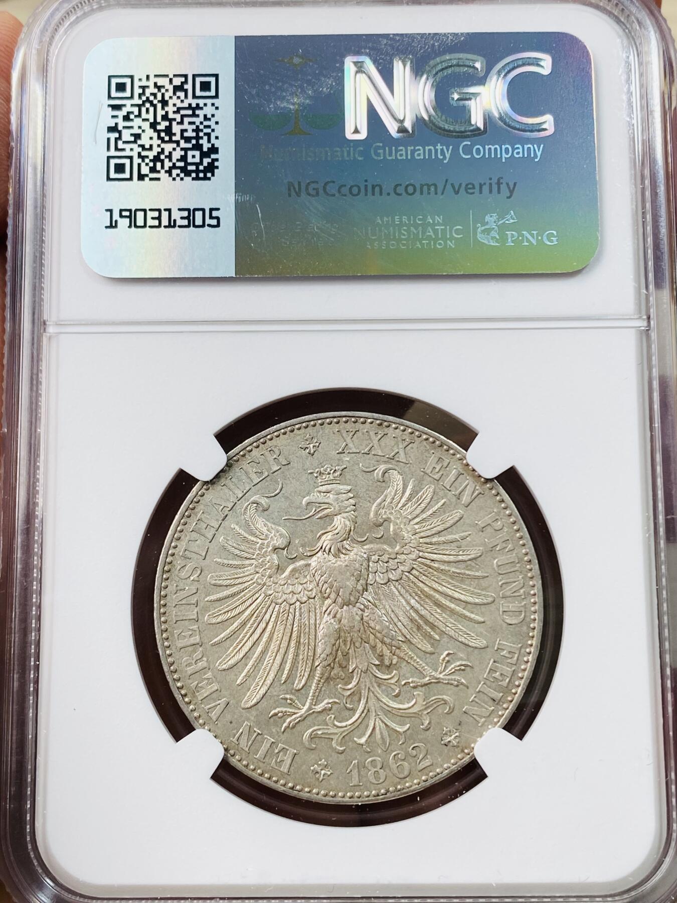 万国钱币拍卖第042期（蛇年首拍） NGC AU58 1862年德国法兰克福少女流通1泰勒 原味淡彩
