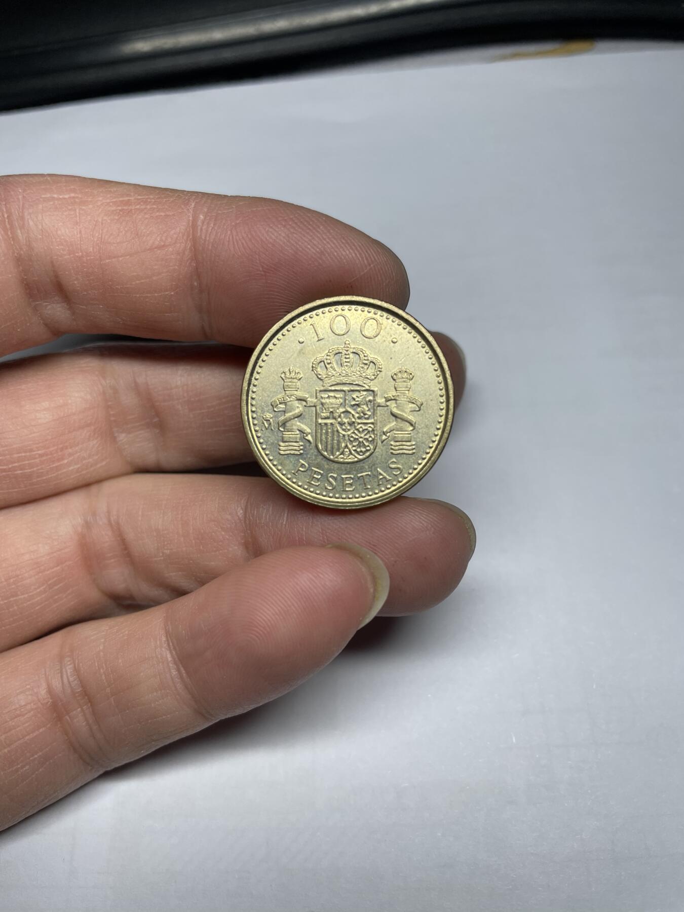 每日一拍，2025年集古藏今外币拍卖第二期-第2场—（总第202拍），可以寄存60天，满160元包邮。 1998年西班牙100比塞塔