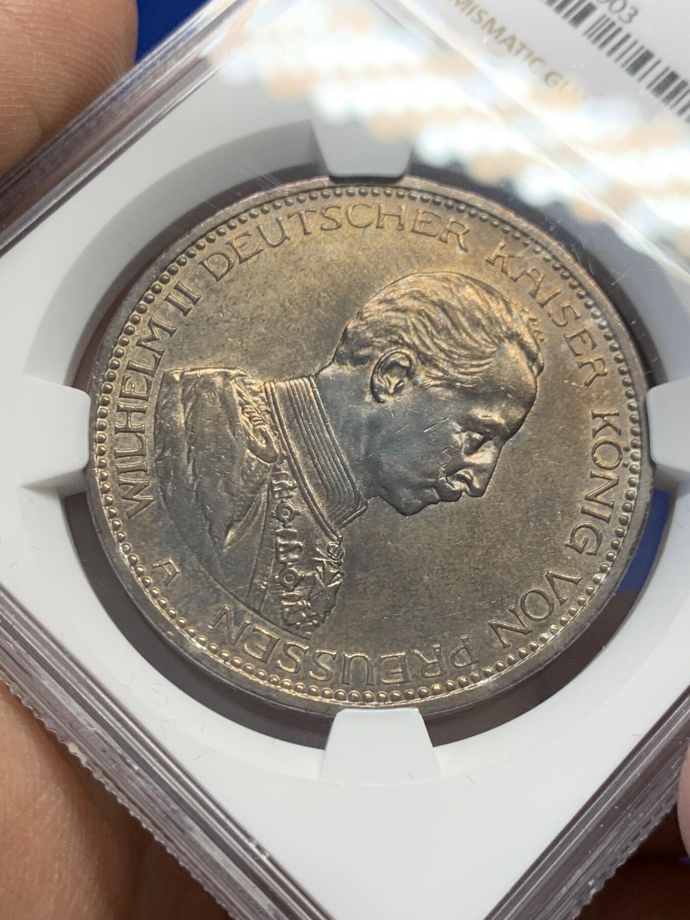 《竞宝斋》第351场 周日，周一 2场连拍 （全场包邮） NGC MS62 德国 1913年 普鲁士威廉二世军装5马克 银币 包浆漂亮