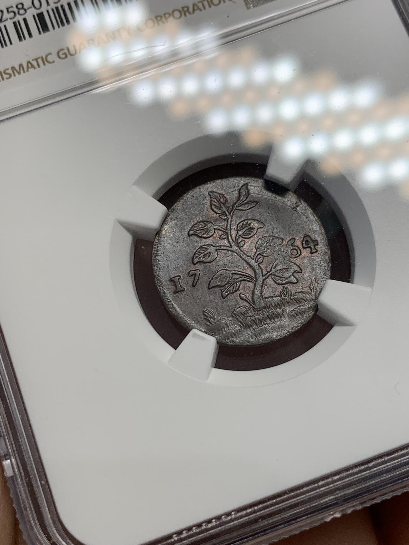 《竞宝斋》第351场 周日，周一 2场连拍 （全场包邮） NGC AUD  荷属苏里南 1duit 少见铜币