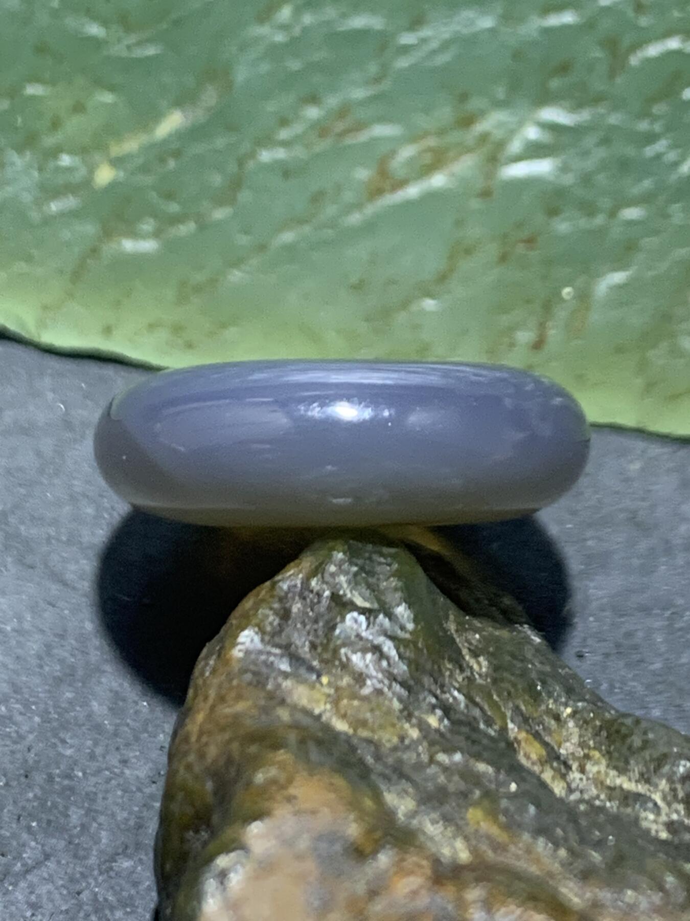 精美冰透高玉化黑玛瑙戒面一个